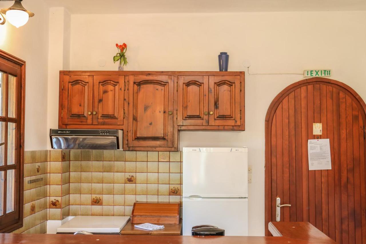 Pandora Studios Skiathos Kolios Exteriör bild