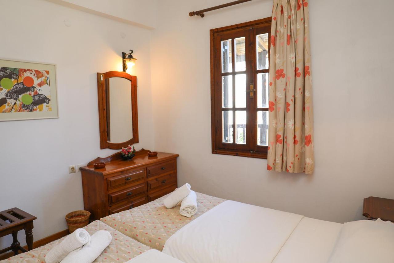 Pandora Studios Skiathos Kolios Exteriör bild