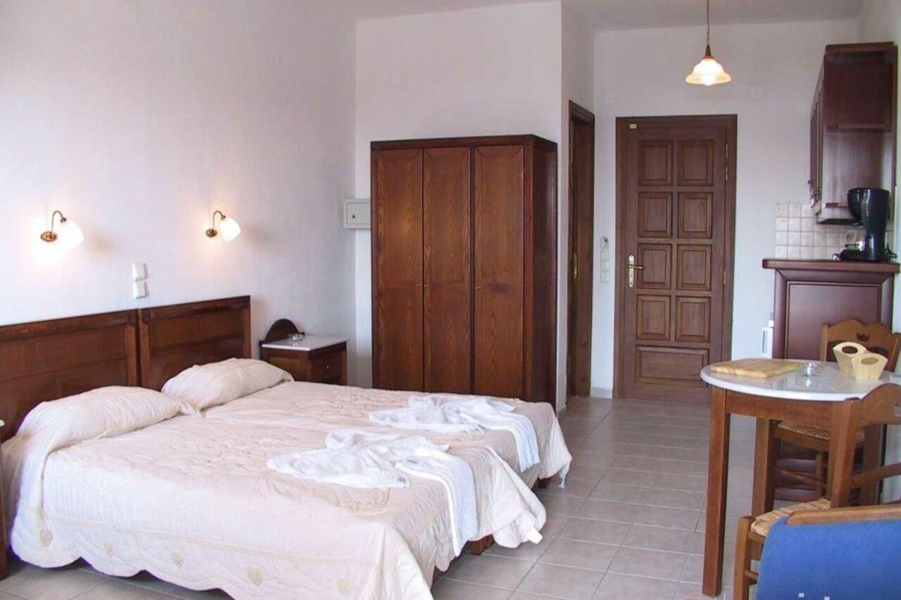 Pandora Studios Skiathos Kolios Exteriör bild